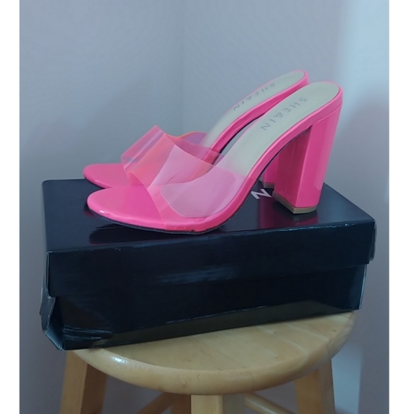 ❌SOLD❌ Hot pink mules (never worn) - Picture 3 of 4